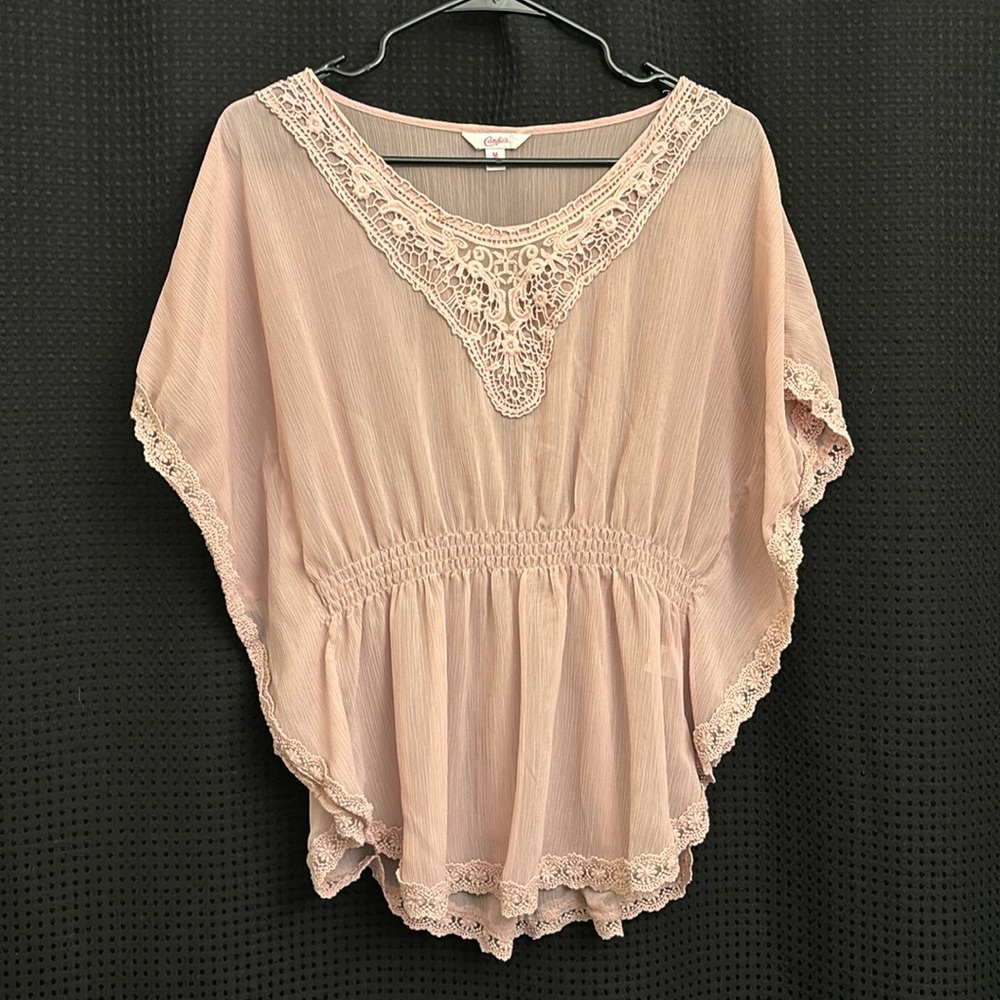 M blouse